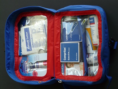 first-aid-kit-59646_960_720